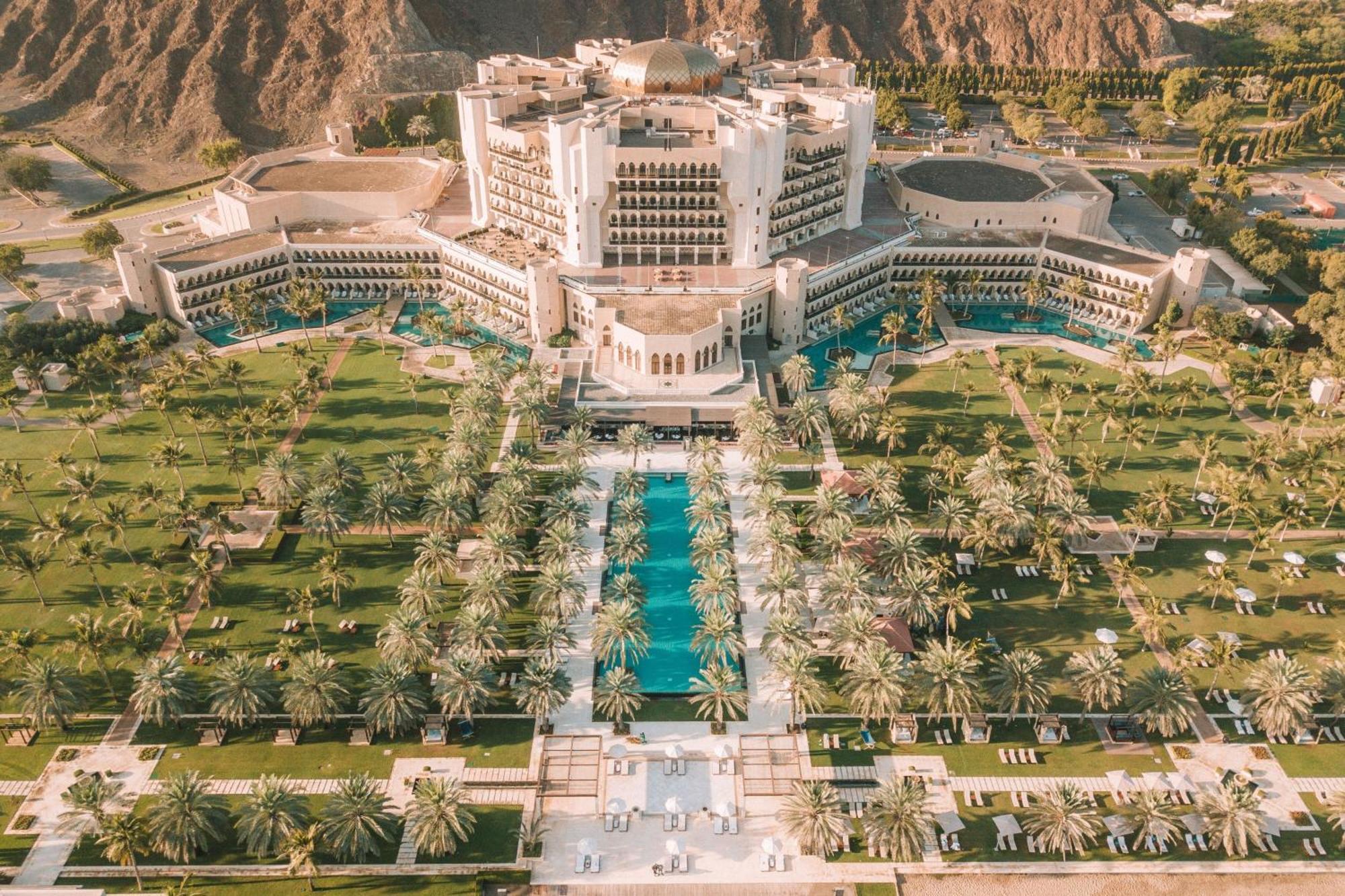 Al Bustan Palace, A Ritz-Carlton Hotel Mascate Exterior foto The Oberoi Dubai