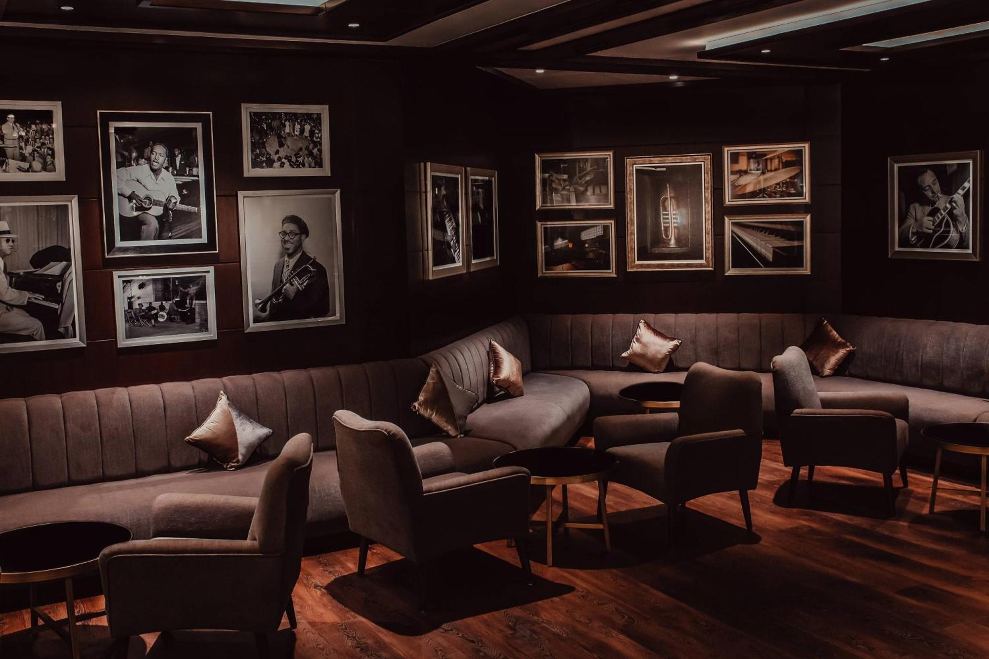 Al Bustan Palace, A Ritz-Carlton Hotel Mascate Exterior foto The interior of the lounge